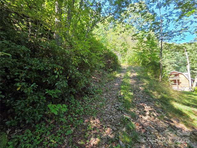 720 Autumn Drive, Maggie Valley, NC 28751