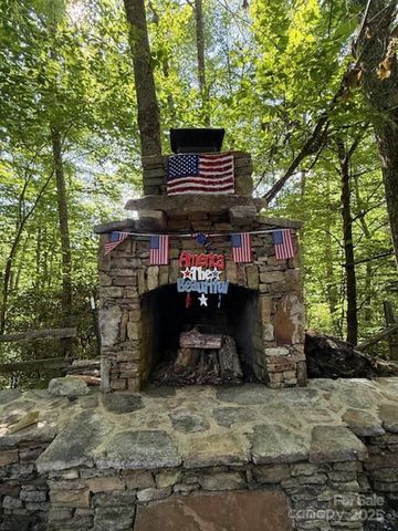 720 Autumn Drive, Maggie Valley, NC 28751