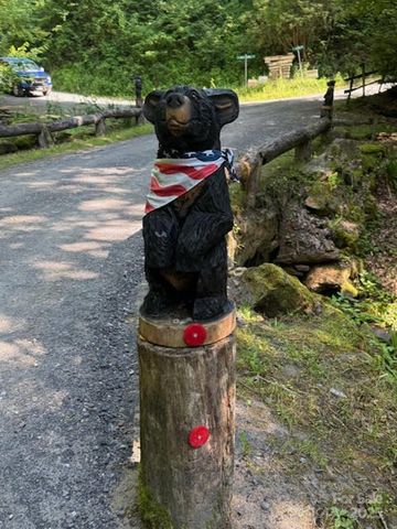 720 Autumn Drive, Maggie Valley, NC 28751