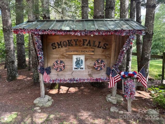 720 Autumn Drive, Maggie Valley, NC 28751