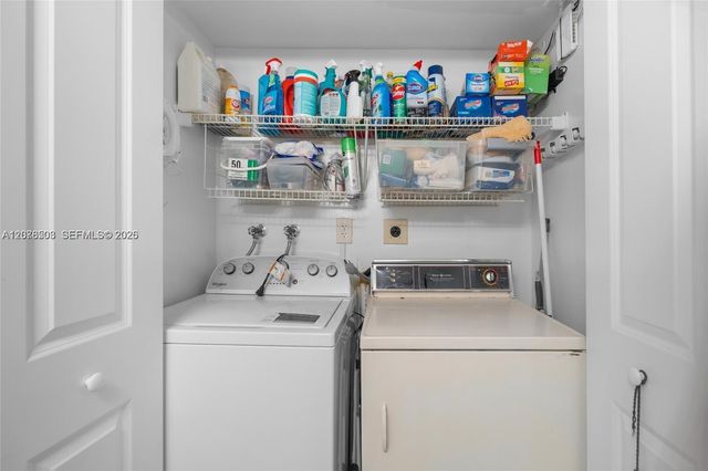 19195 NE 36th Court 2502, Aventura, FL 33180