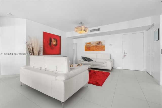 19195 NE 36th Court 2502, Aventura, FL 33180