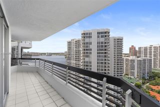 19195 NE 36th Court 2502, Aventura, FL 33180