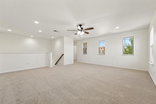 1408 Reklaw LN, Leander, TX 78641