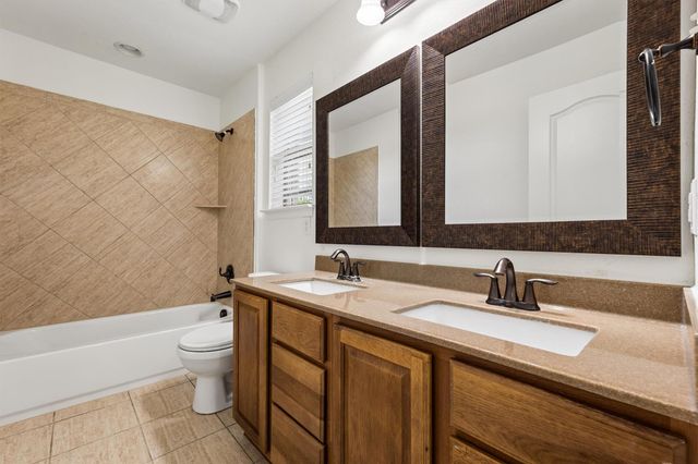1408 Reklaw LN, Leander, TX 78641