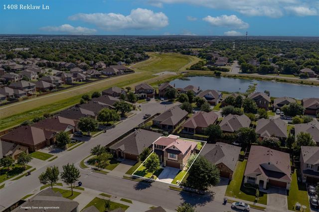 1408 Reklaw LN, Leander, TX 78641