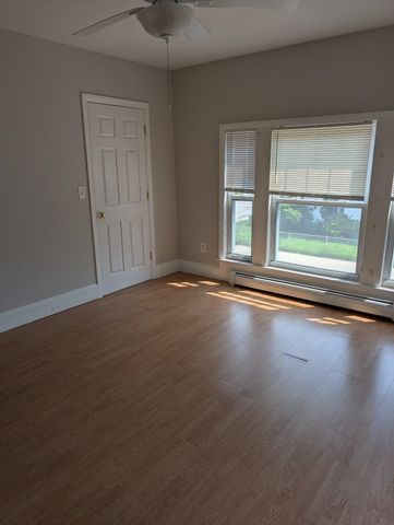 644 Pine Street, Manchester, NH 03104