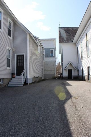 644 Pine Street, Manchester, NH 03104