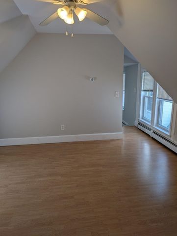 644 Pine Street, Manchester, NH 03104
