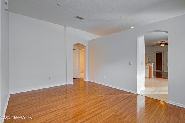 6693 MORSE GLEN Lane, Jacksonville, FL 32244