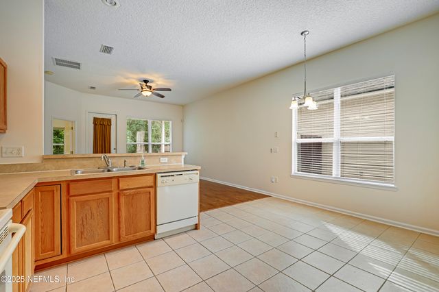 6693 MORSE GLEN Lane, Jacksonville, FL 32244