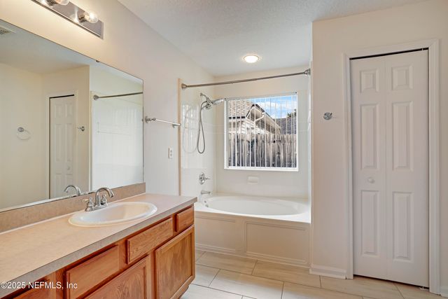 6693 MORSE GLEN Lane, Jacksonville, FL 32244