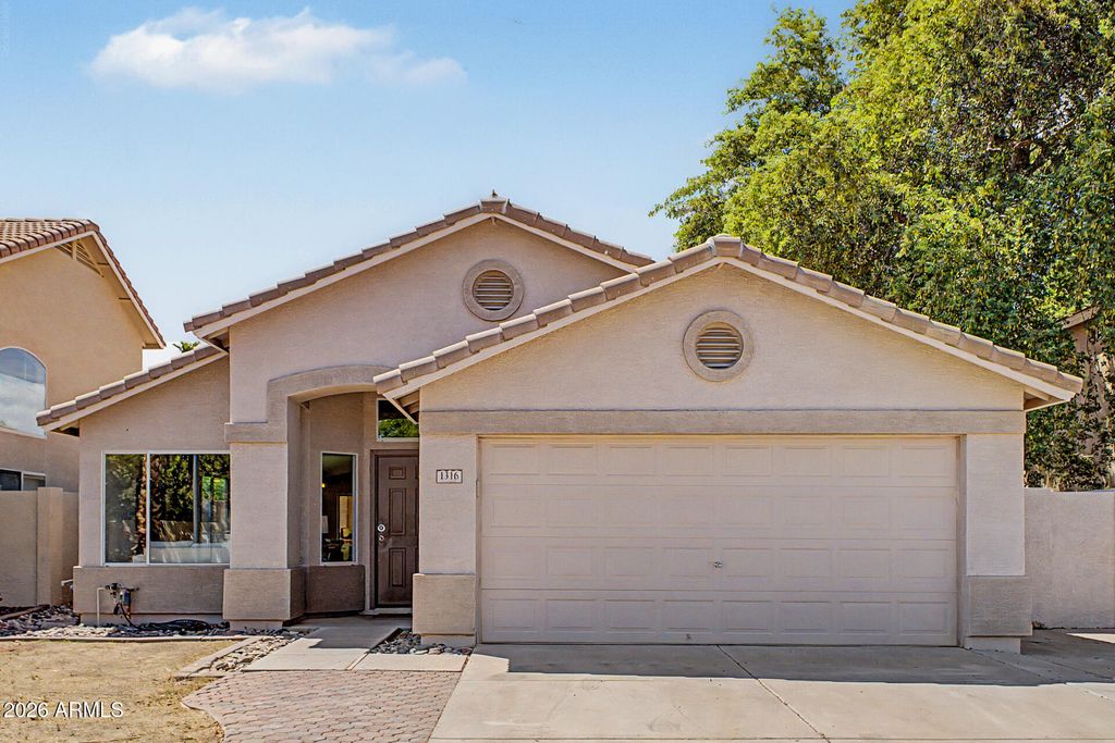 1316 S SANDAL Street, Mesa, AZ 85206 — photo 4