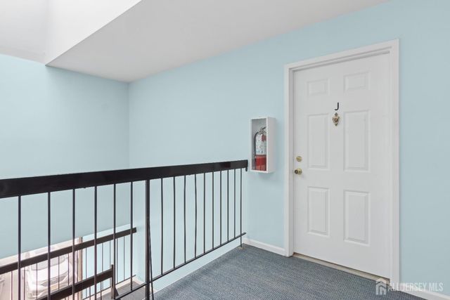 124 Beverly Hill Terrace J, Woodbridge Proper, NJ 07095