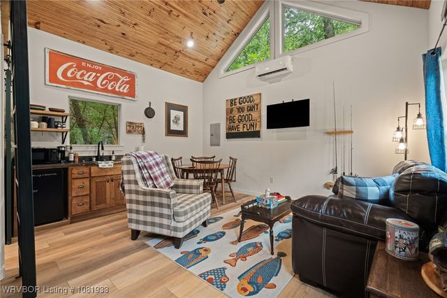 7120 Hide Away Circle, Greenwood, AR 72936