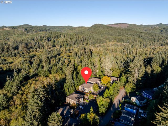 420 ELK CREEK Rd 401, Cannon Beach, OR 97110