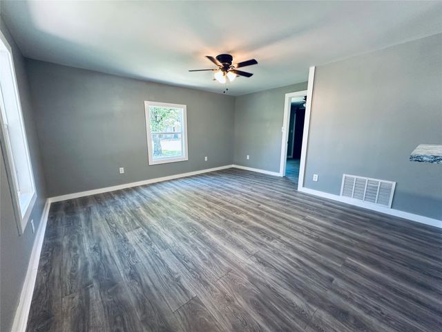 103 S Cotton Belt, Gustine, TX 76455