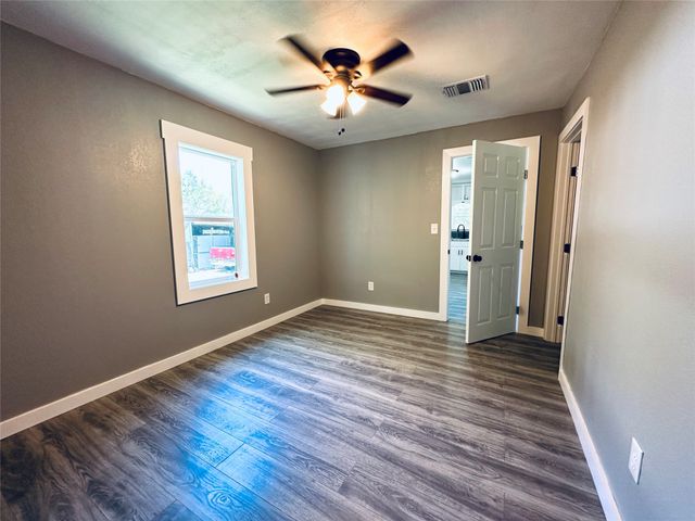 103 S Cotton Belt, Gustine, TX 76455