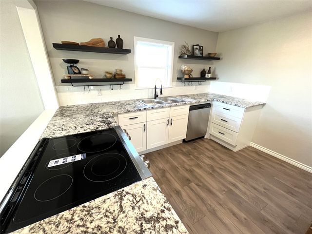 103 S Cotton Belt, Gustine, TX 76455