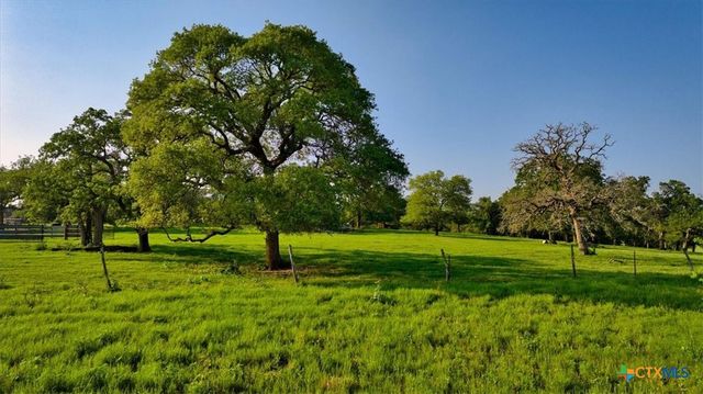 2095 County Road 442, Thrall, TX 76578