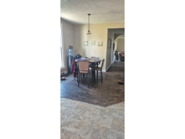 1208 W 3rd Street, Anderson, IN 46016