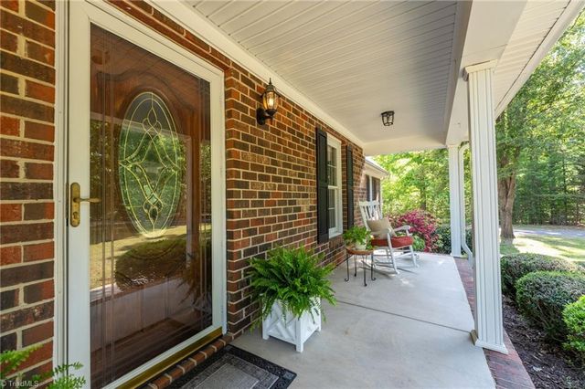 5812 Crimson Court, Mebane, NC 27302