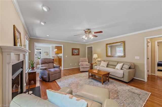 5812 Crimson Court, Mebane, NC 27302