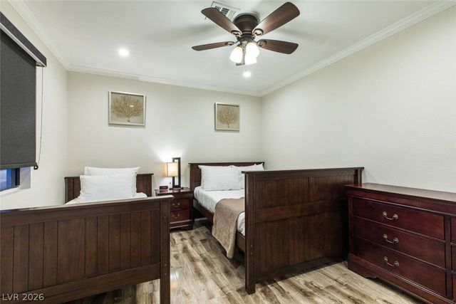 9020 Moss Creek Circle, Las Vegas, NV 89117