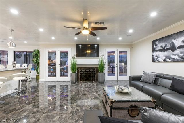 9020 Moss Creek Circle, Las Vegas, NV 89117