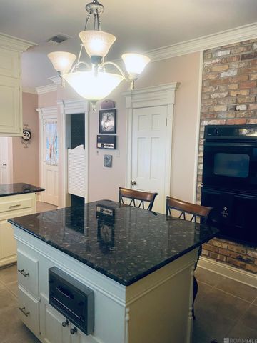 4420 Lake Limestone Dr, Baton Rouge, LA 70816