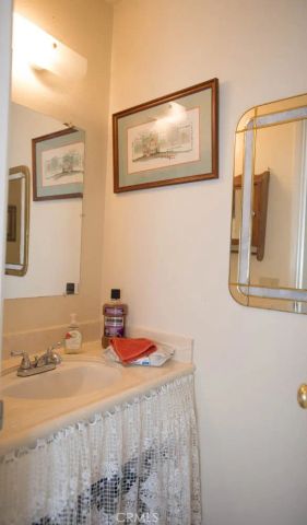 2718 E Avenue South, Palmdale, CA 93550