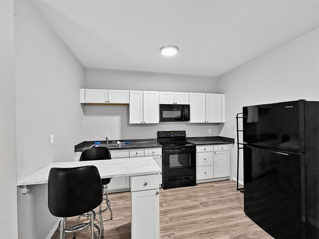 4658 W Diamond Oak Drive, Skiatook, OK 74070