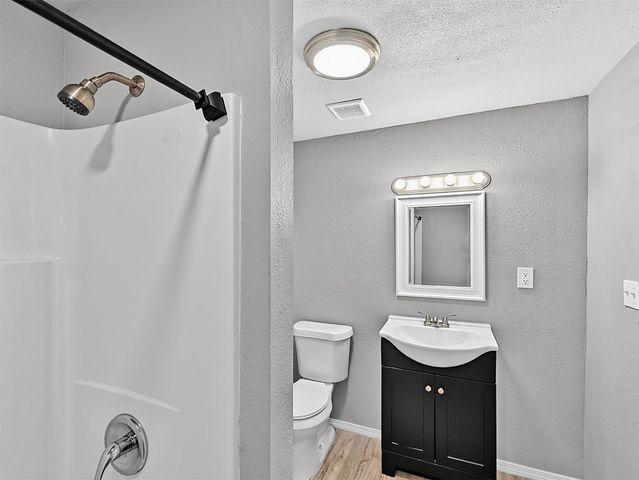 4658 W Diamond Oak Drive, Skiatook, OK 74070