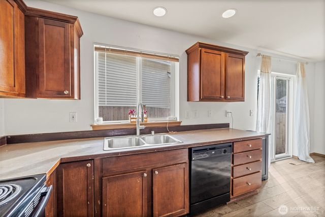 306 Poppy Road, Bothell, WA 98012