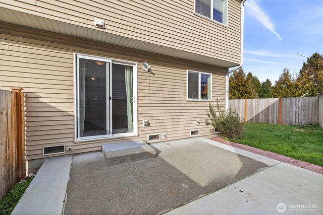 306 Poppy Road, Bothell, WA 98012