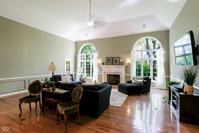 2835 Towne Drive, Carmel, IN 46032