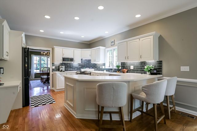 2835 Towne Drive, Carmel, IN 46032