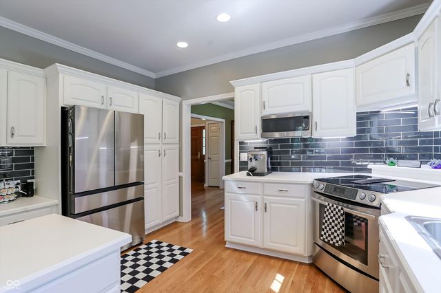 2835 Towne Drive, Carmel, IN 46032