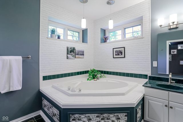 2835 Towne Drive, Carmel, IN 46032