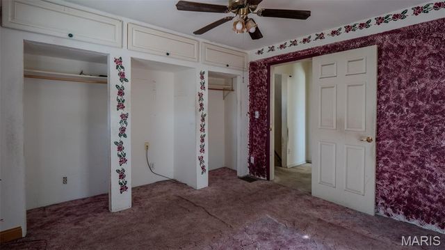 359 E Penning Avenue, Wood River, IL 62095