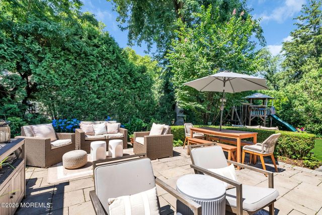 93 Spruce Drive, Fair Haven, NJ 07704