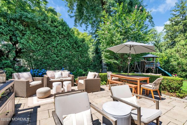 93 Spruce Drive, Fair Haven, NJ 07704
