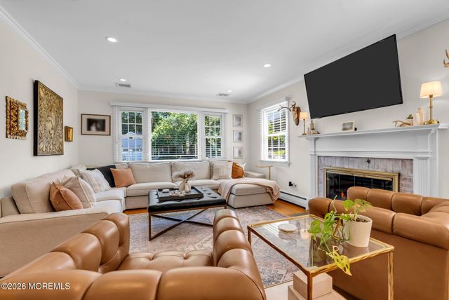 93 Spruce Drive, Fair Haven, NJ 07704