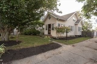 29 Oval Rd 2nd fl, Quincy, MA 02170