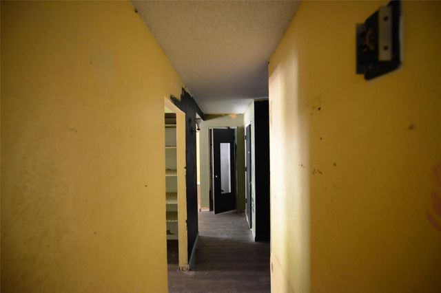 405 Bryan Drive, Crowley, TX 76036