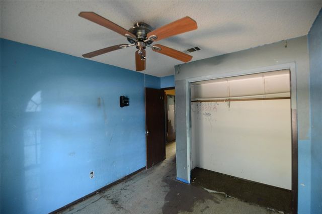 405 Bryan Drive, Crowley, TX 76036