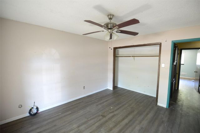 405 Bryan Drive, Crowley, TX 76036