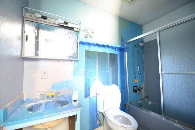 405 Bryan Drive, Crowley, TX 76036