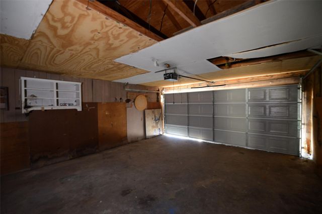 405 Bryan Drive, Crowley, TX 76036