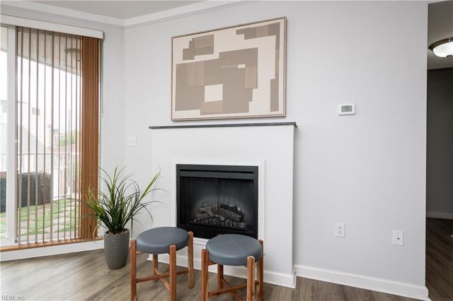 249 W Freemason St Apt 404, Norfolk, VA 23510